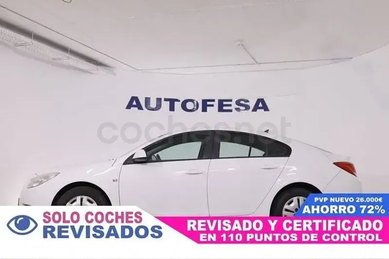 Usado Opel Insignia Selective 140 CV (102 kW) 2012 Blanco Berlina