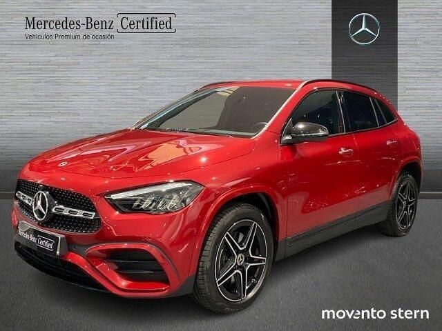 Usado Mercedes GLA250 AMG line 218 CV (160 kW) 2023 Rojo SUV