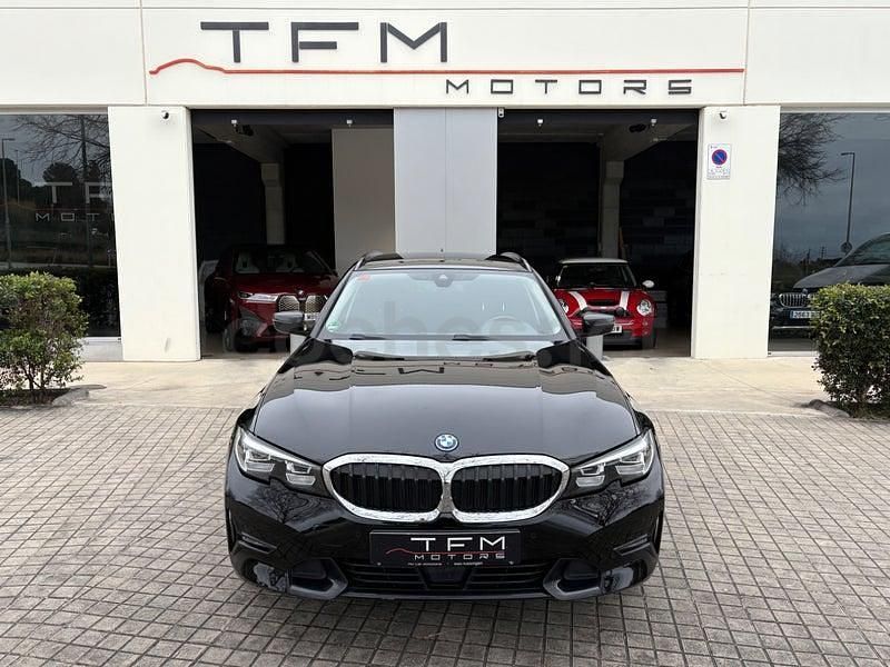 Usado BMW 320e 204 CV (150 kW) 2022 Negro Familiar