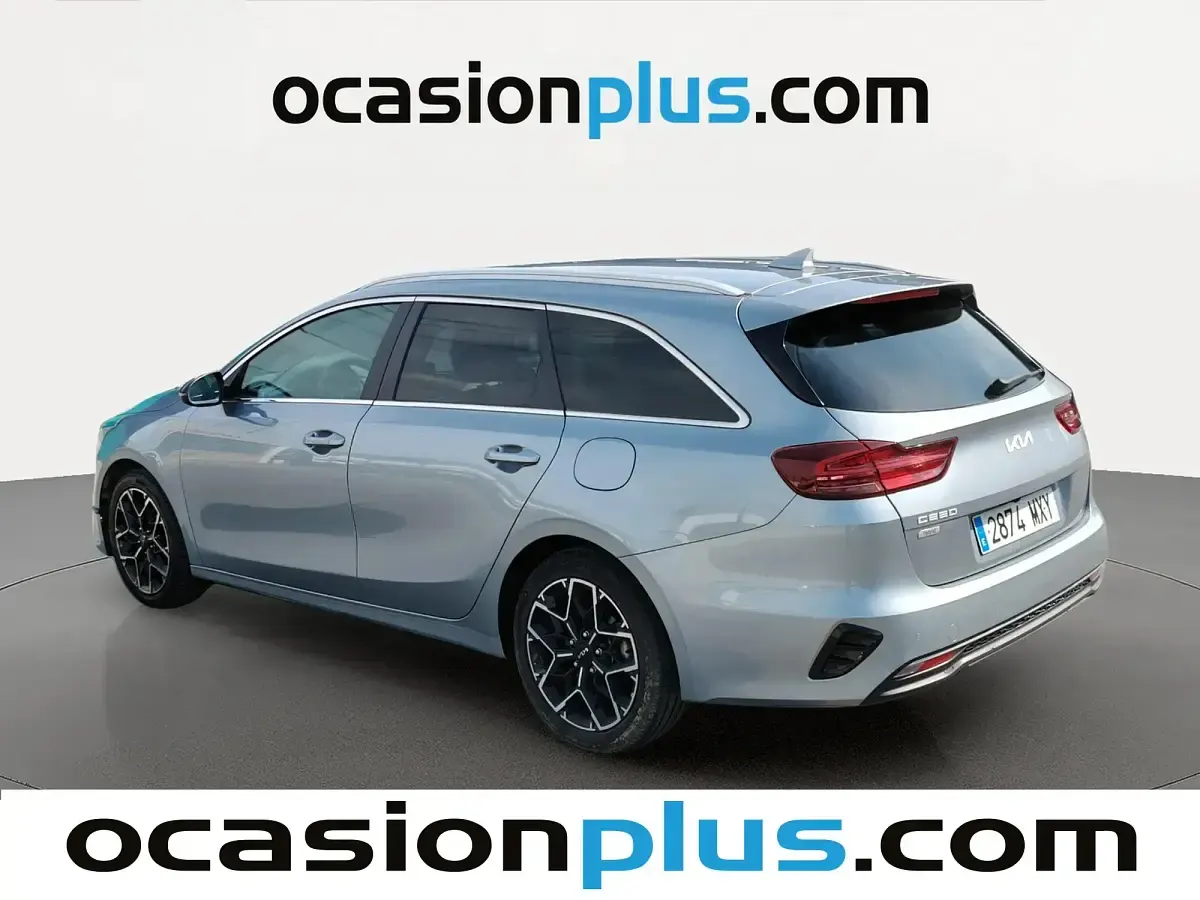 Usado Kia Ceed Style 100 CV (73 kW) 2025 Gris Utilitario