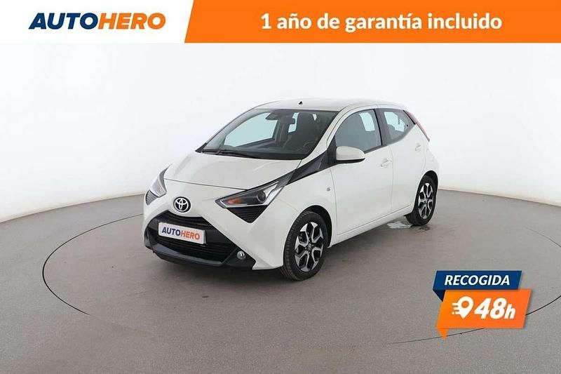 Blanco Usado 2019 Toyota Aygo X-play Utilitario | 13.428 € (Precio justo) - Imagen 1/3