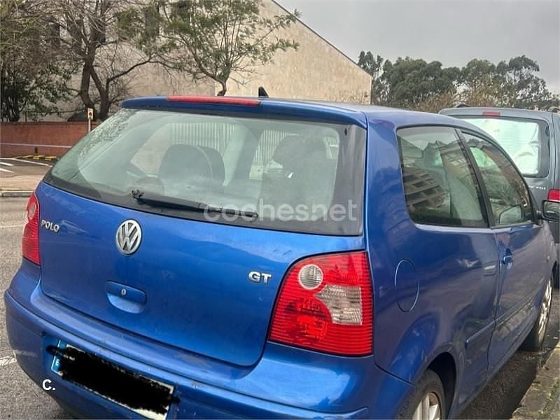 Usado VW Polo GT 100 CV (73 kW) 2004 Azul Utilitario