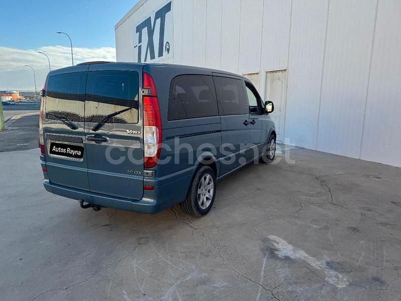 Usado Mercedes Viano 109 CV (80 kW) 2005 Azul Monovolumen