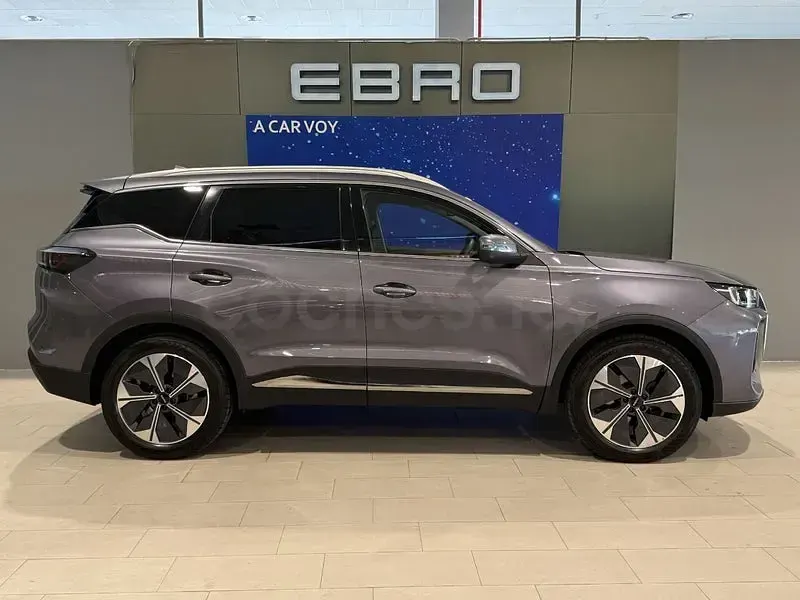Usado Ebro s700 Luxury 147 CV (108 kW) 2025 Gris / plata SUV