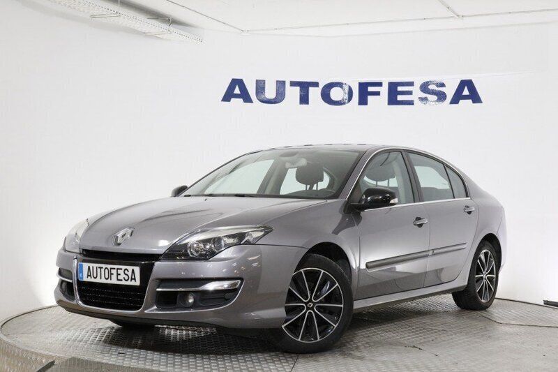 Plata Usado 2012 Renault Laguna III Berlina | 7550 € (Un poco caro) - Imagen 1/4