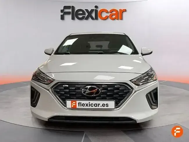 Usado Hyundai Ioniq 141 CV (103 kW) 2022 Blanco Utilitario