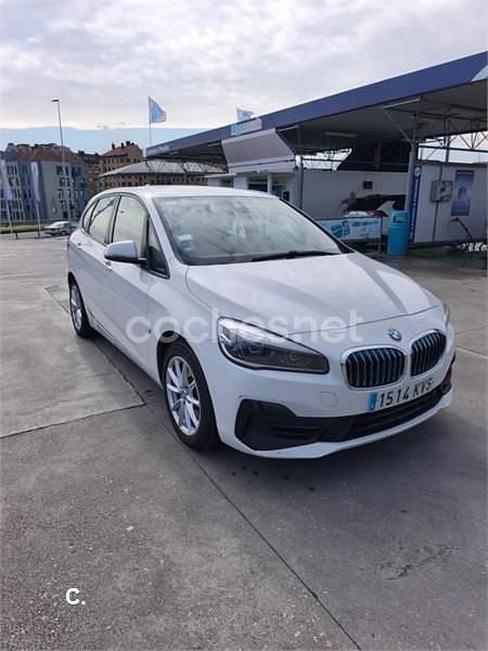 Usado BMW 225 Active Tourer iPerformance 224 CV (164 kW) 2019 Blanco Monovolumen
