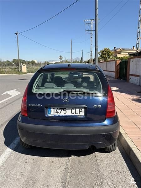 Usado Citroën C3 70 CV (51 kW) 2003 Azul Berlina