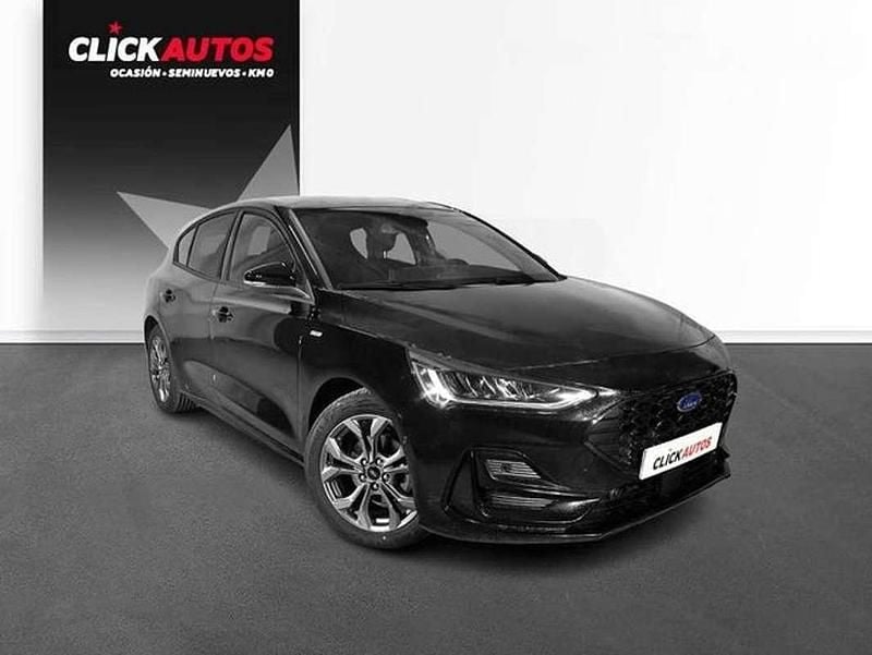 Usado Ford Focus ST-Line 126 CV (92 kW) 2024 Negro Berlina