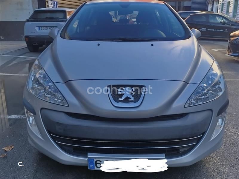 Gris / plata Usado 2010 Peugeot 308 Sport Berlina | 3999 € (Buen precio) - Imagen 1/4