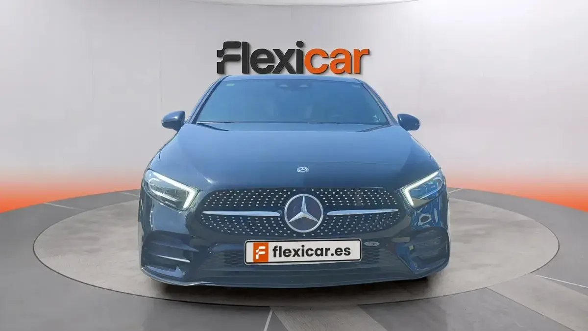 Usado Mercedes A200 163 CV (119 kW) 2019 Negro Berlina