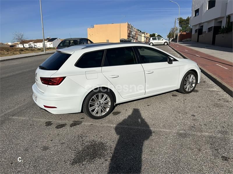Usado Seat Leon ST 150 CV (110 kW) 2018 Blanco Familiar
