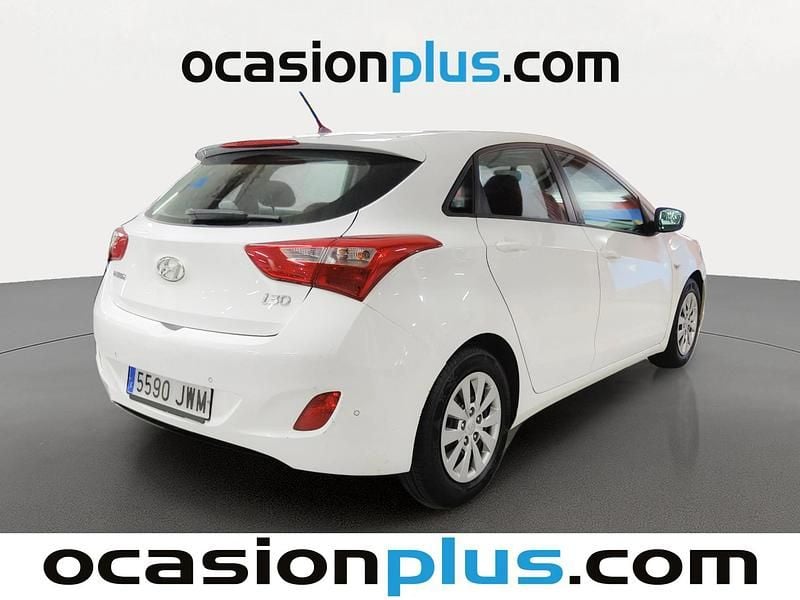 Usado Hyundai i30 101 CV (74 kW) 2017 Blanco Utilitario