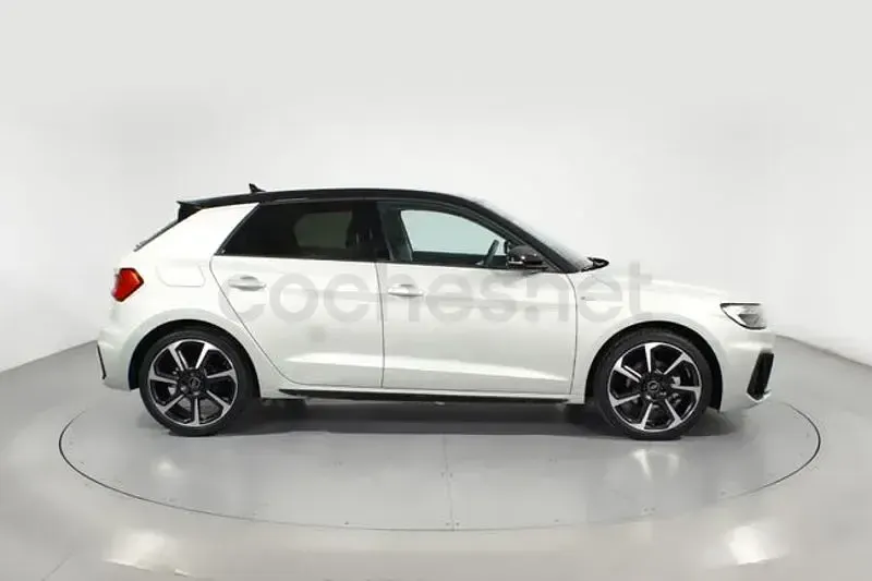 Usado Audi A1 Sportback Black Edition 116 CV (85 kW) 2025 Negro Utilitario