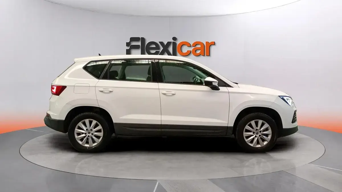 Usado Seat Ateca Reference 110 CV (80 kW) 2023 Blanco SUV