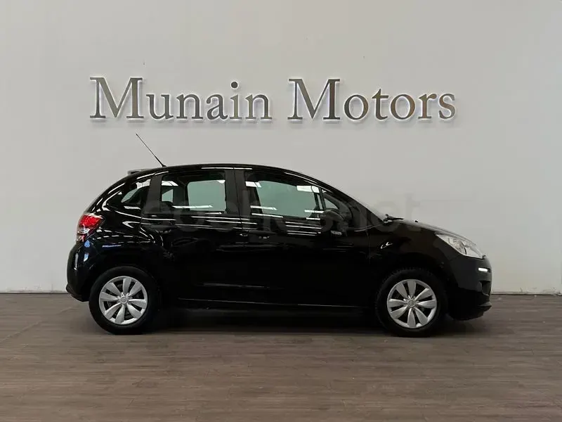 Usado Citroën C3 Feel 110 CV (80 kW) 2015 Negro Berlina