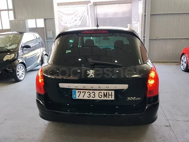 Usado Peugeot 308 Premium 120 CV (88 kW) 2009 Negro Berlina