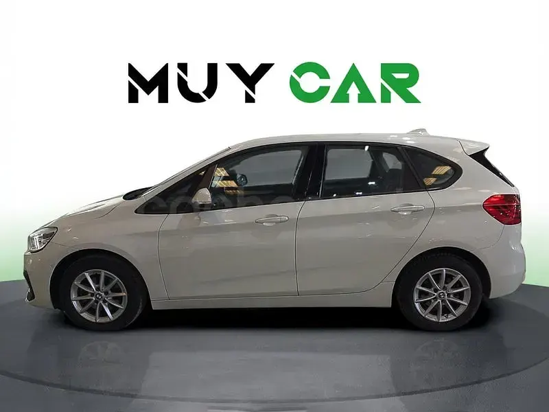 Usado BMW 216 Active Tourer Performance 116 CV (85 kW) 2019 Blanco Monovolumen