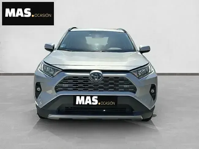 Usado Toyota RAV4 Hybrid Advance 218 CV (160 kW) 2025 Gris / plata SUV