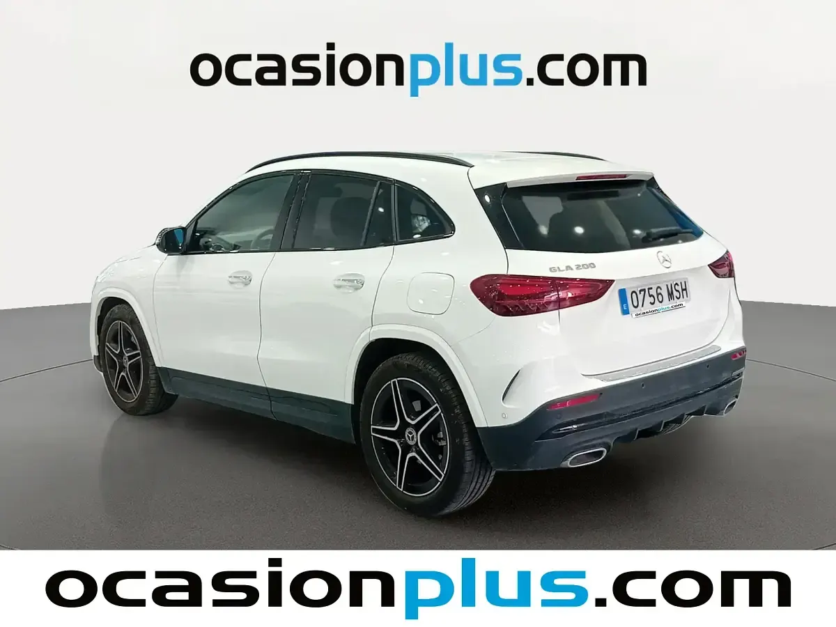 Usado Mercedes GLA200 163 CV (119 kW) 2024 Blanco SUV
