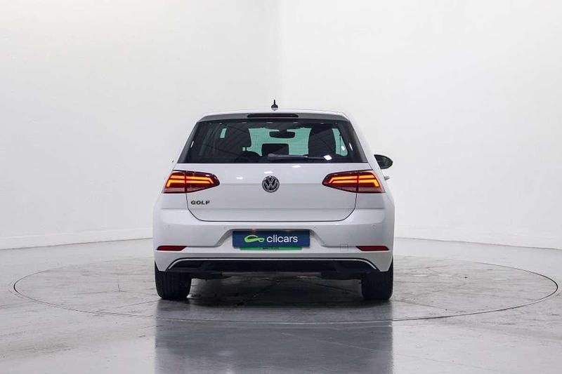Usado VW Golf VII Advance 125 CV (91 kW) 2018 Blanco Utilitario