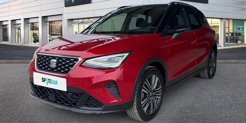 Usado Seat Arona Xperience 110 CV (80 kW) 2023 Rojo SUV