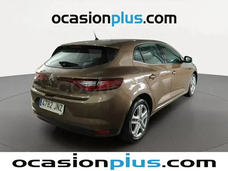 Usado Renault Mégane III Intens 90 CV (66 kW) 2016 Marrón Berlina