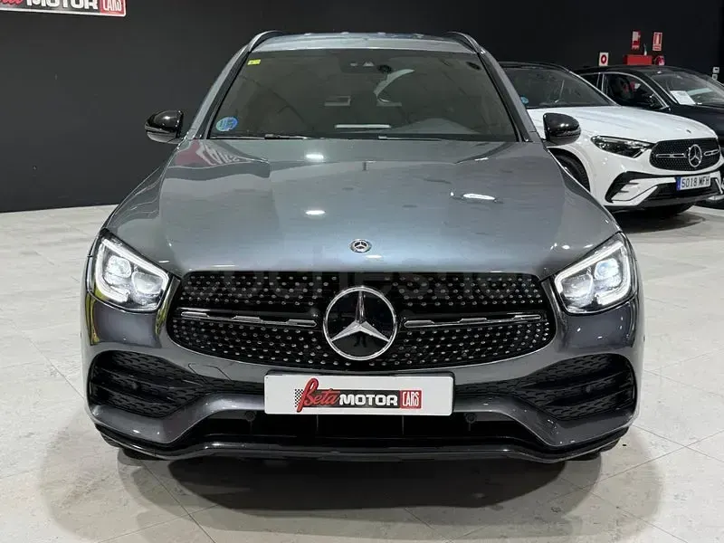Käytetty Mercedes GLC300e 258 HP (189 kW) 2020 Harmaa Katumaasturi