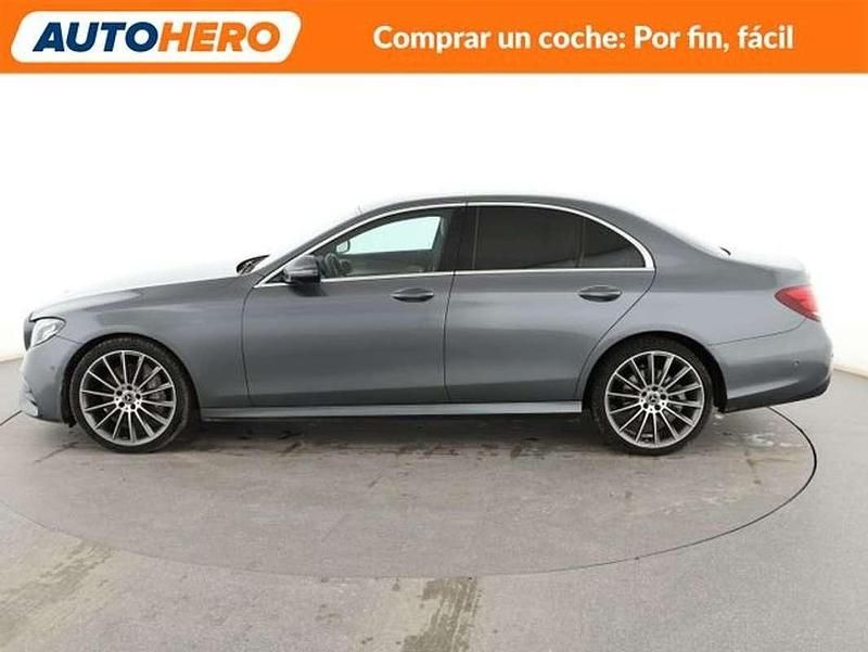 Usado Mercedes E350 AMG line 299 CV (219 kW) 2018 Gris Berlina