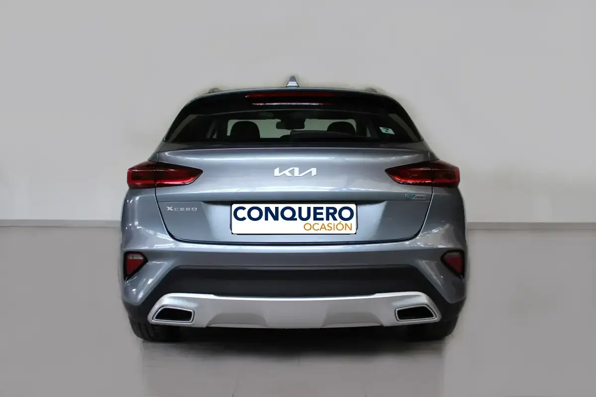 Usado Kia XCeed 141 CV (103 kW) 2022 Gris SUV