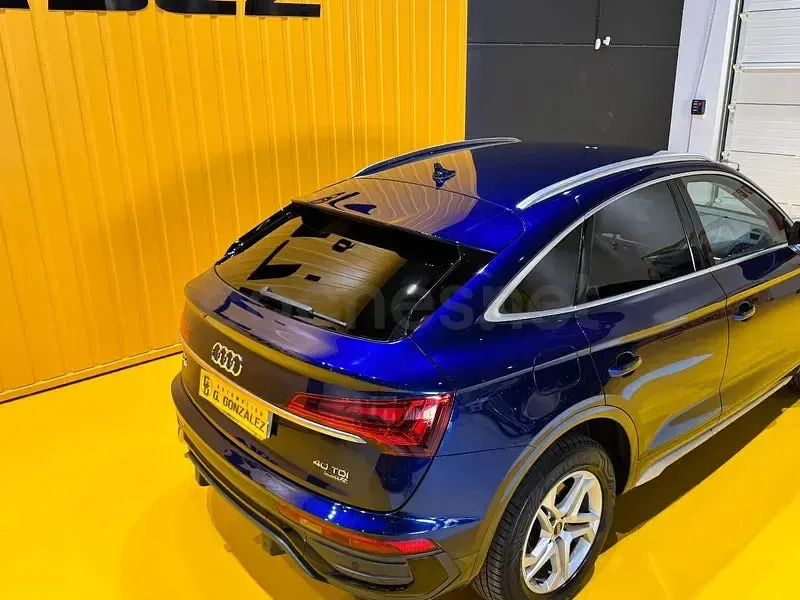Usado Audi Q5 Sportback Advanced Plus 204 CV (150 kW) 2022 Azul SUV