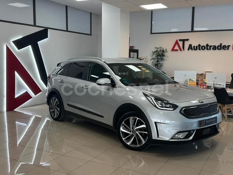Gris / plata Usado 2017 Kia Niro SUV | 15.999 € (Un poco caro) - Imagen 1/4
