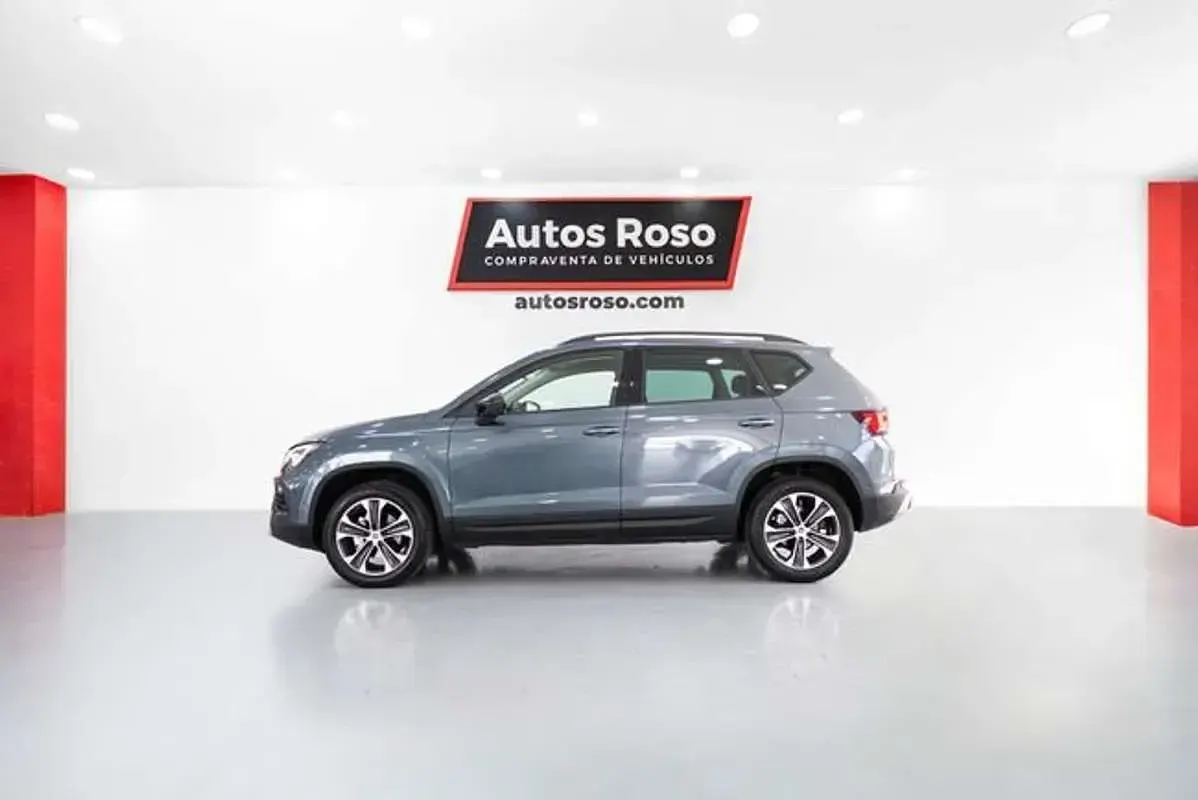 Usado Seat Ateca Xperience 150 CV (110 kW) 2021 Gris / plata SUV