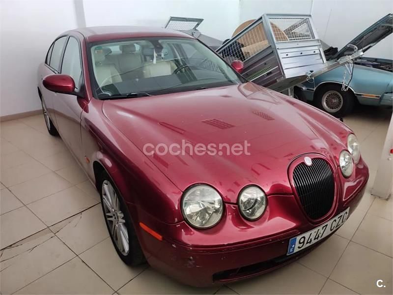 Granate Usado 2004 Jaguar S-Type Executive Berlina | 3500 € - Imagen 1/4
