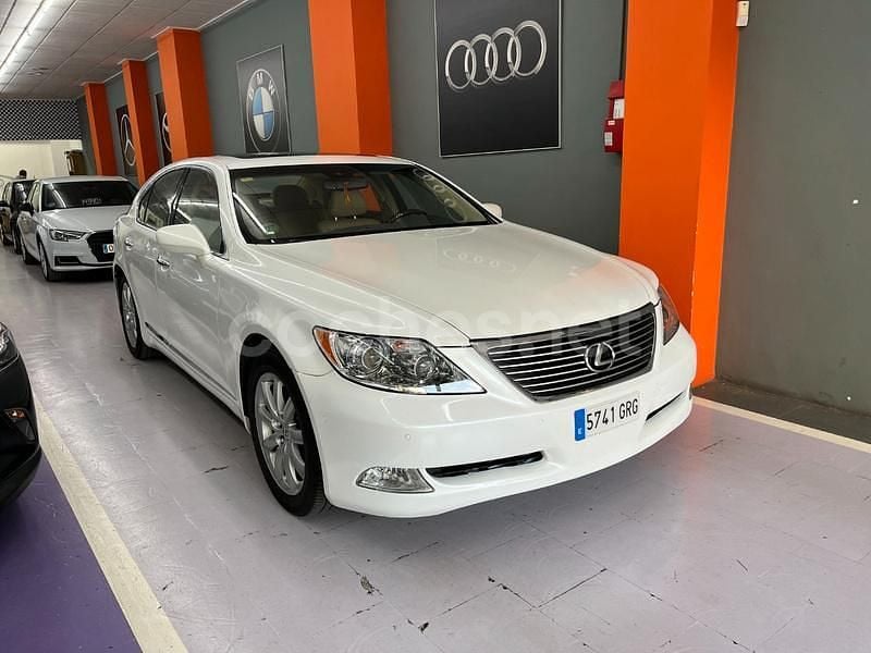 Usado Lexus LS460 Luxury Line 380 CV (279 kW) 2007 Blanco Berlina