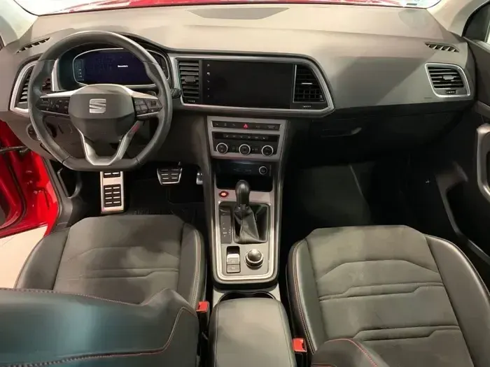Usado Seat Ateca FR 150 CV (110 kW) 2025 Rojo SUV