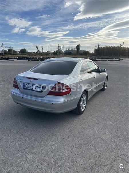 Usado Mercedes CLK270 Elegance 170 CV (125 kW) 2003 Gris / plata Coupe