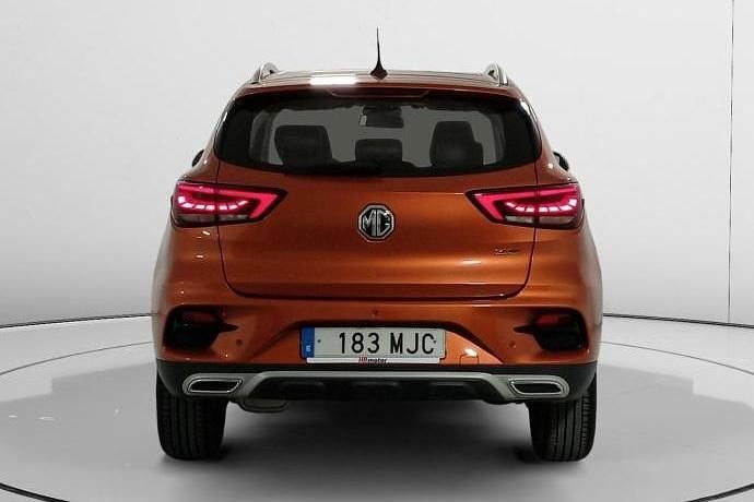 Usado MG ZS Luxury 111 CV (81 kW) 2023 SUV