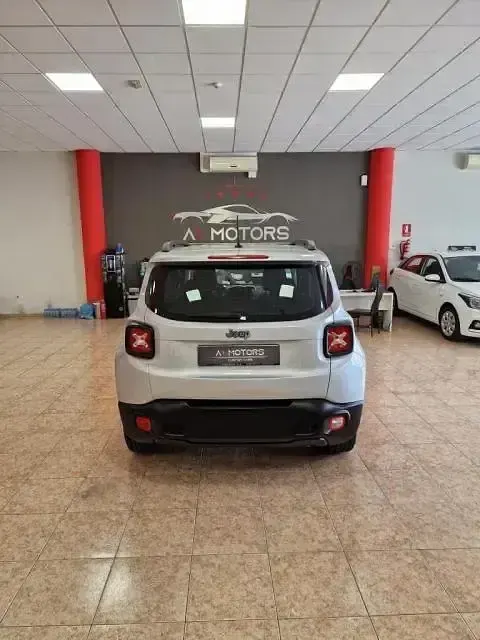 Usado Jeep Renegade Longitude 120 CV (88 kW) 2015 Gris SUV