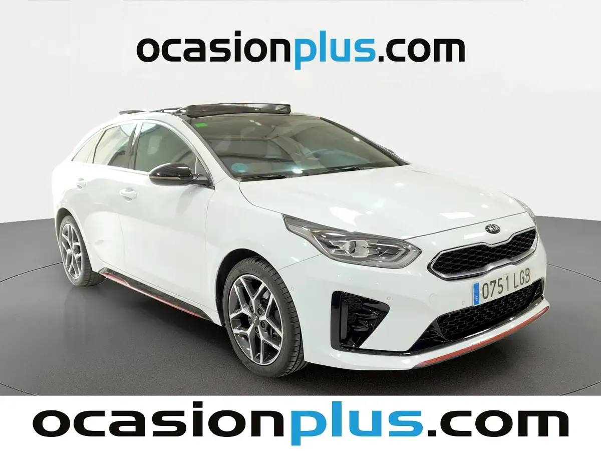 Usado Kia ProCeed GT-Line 140 CV (102 kW) 2020 Blanco Familiar