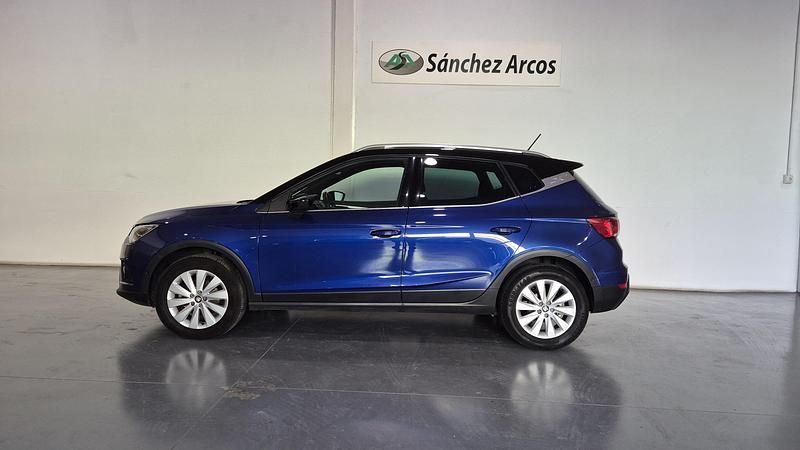 Usado Seat Arona XCELLENCE 110 CV (80 kW) 2021 Azul SUV