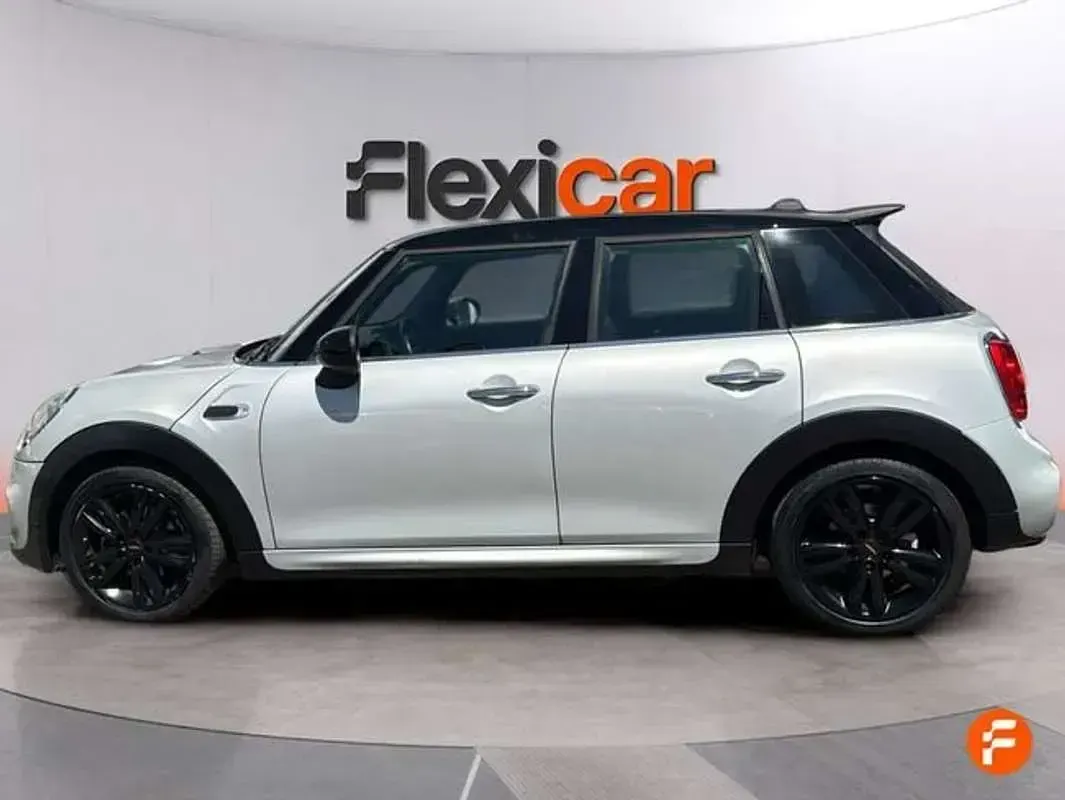 Usado Mini Cooper 136 CV (100 kW) 2018 Blanco Utilitario