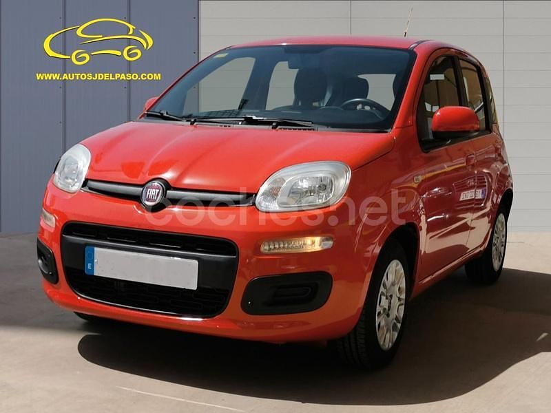 Rojo Usado 2020 Fiat Panda Lounge Berlina | 7900 € (Precio justo) - Imagen 1/4