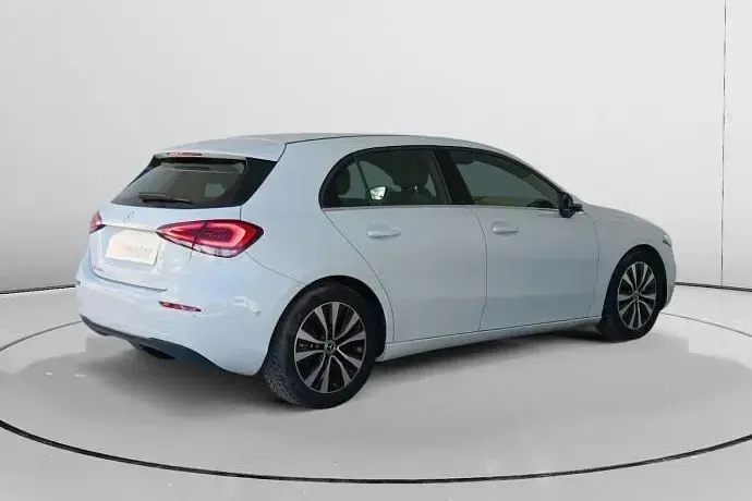Usado Mercedes A180 116 CV (85 kW) 2021