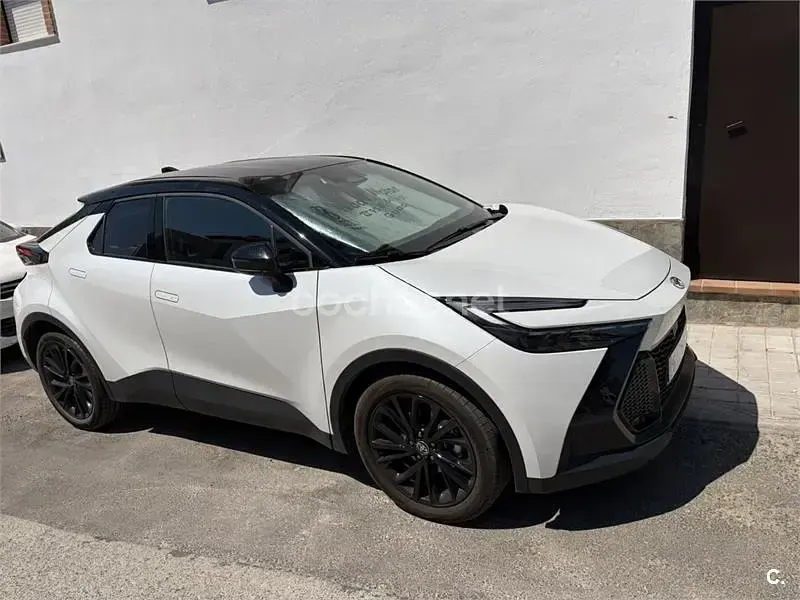 Usado Toyota C-HR Sport 140 CV (102 kW) 2026 Blanco SUV