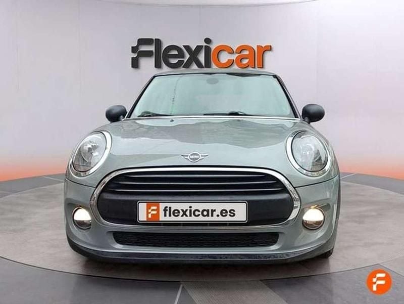 Usado Mini ONE 102 CV (75 kW) 2019 Gris Utilitario