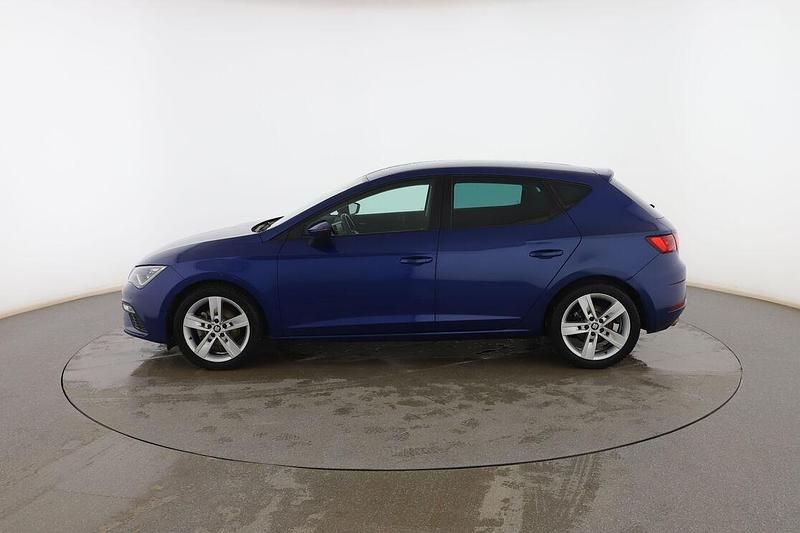 Usado Seat Leon FR 131 CV (96 kW) 2019 Azul Berlina