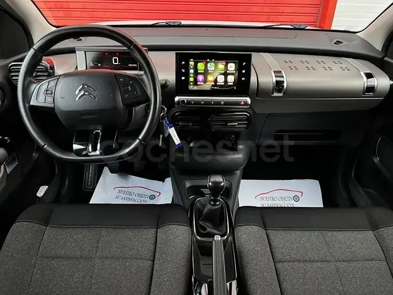 Usado Citroën C4 Shine 99 CV (72 kW) 2018 Blanco Berlina