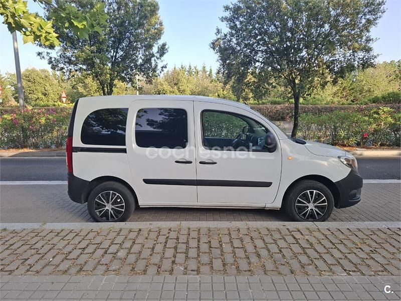 Blanco Usado 2019 Mercedes Citan 109 Familiar | 11.500 € (Caro) - Imagen 1/4