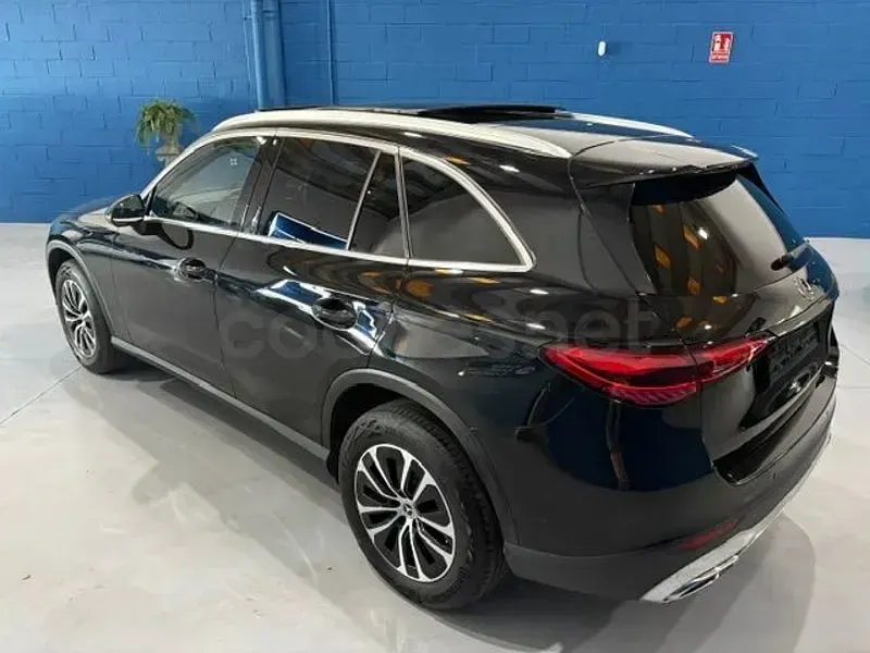 Usado Mercedes GLC220 197 CV (144 kW) 2023 Negro SUV